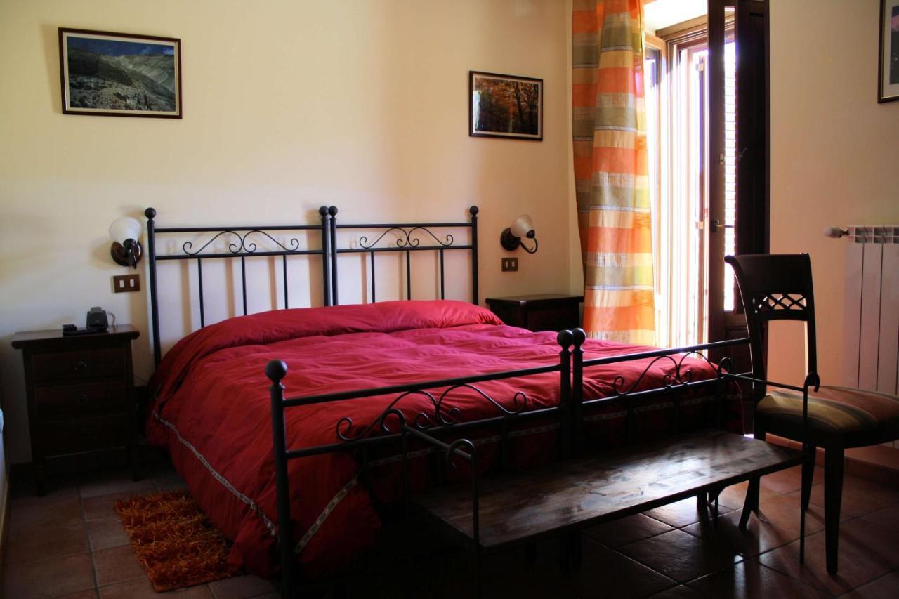Locanda Del Barone Caramanico Terme Rom bilde